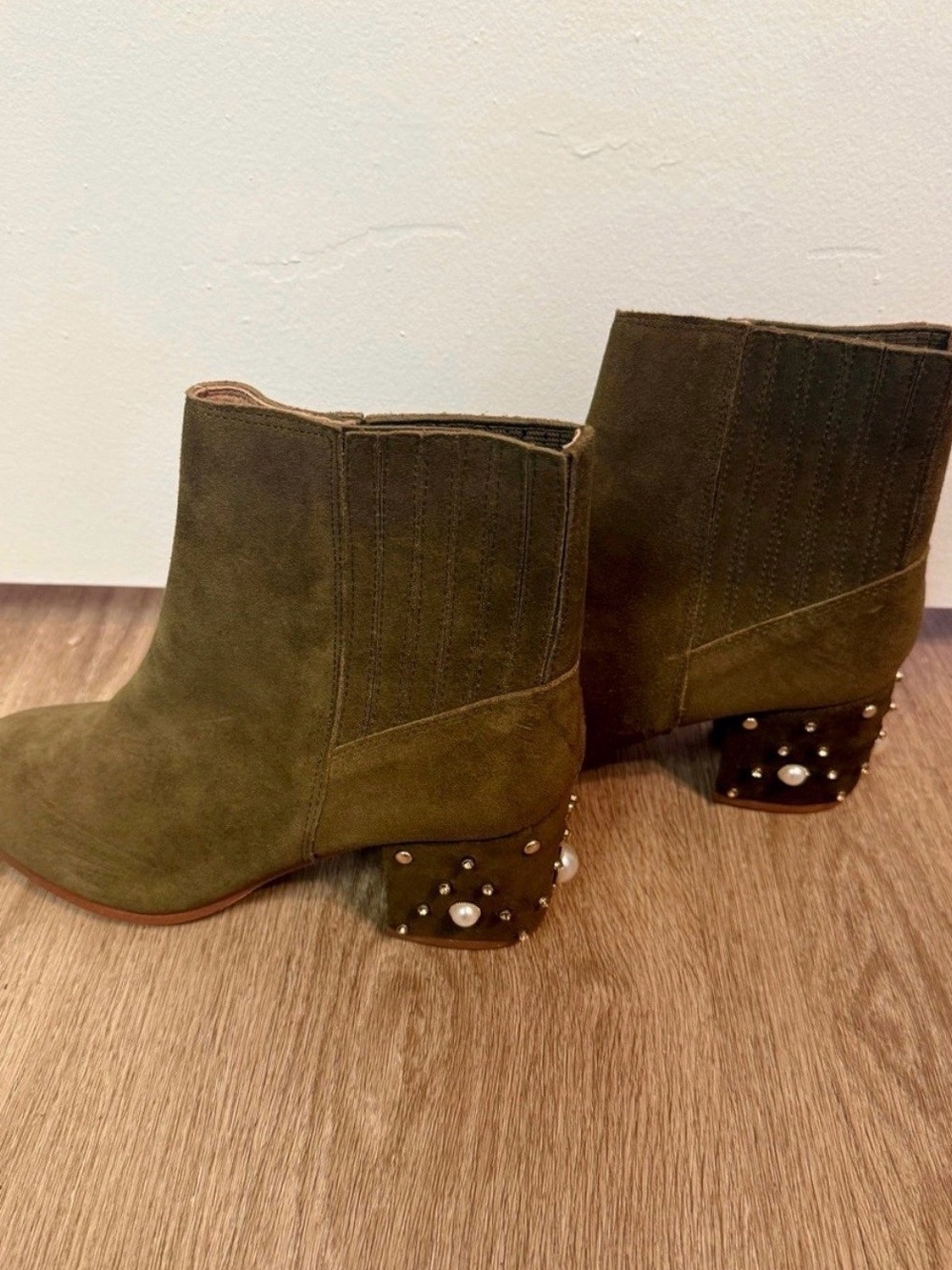 Bettye Olive Green Suede Pearl Embellished Heel Ankle Boots Size 7